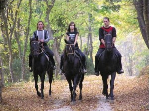 ТОП-10 лучших туристических маршрутов, предлагающих активный вид отдыха