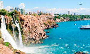 Экскурсионный тур в Стамбул с прогулкой по Босфору, посещением Чаннакале и других городов с вылетом из Москвы. Скидка до 82%